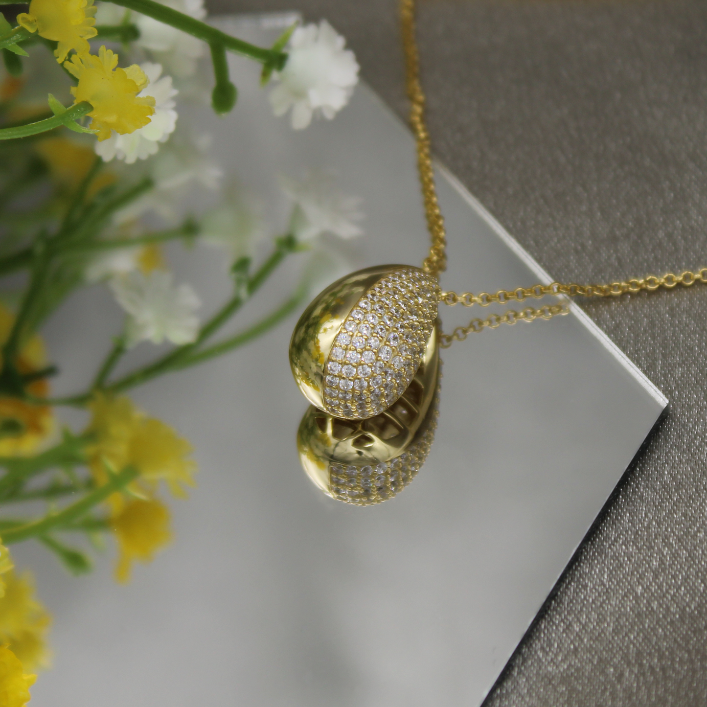 Golden Teardrop Pendant Necklace