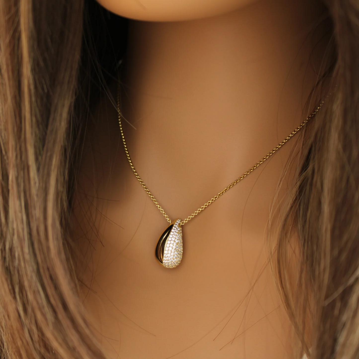 Golden Teardrop Pendant Necklace