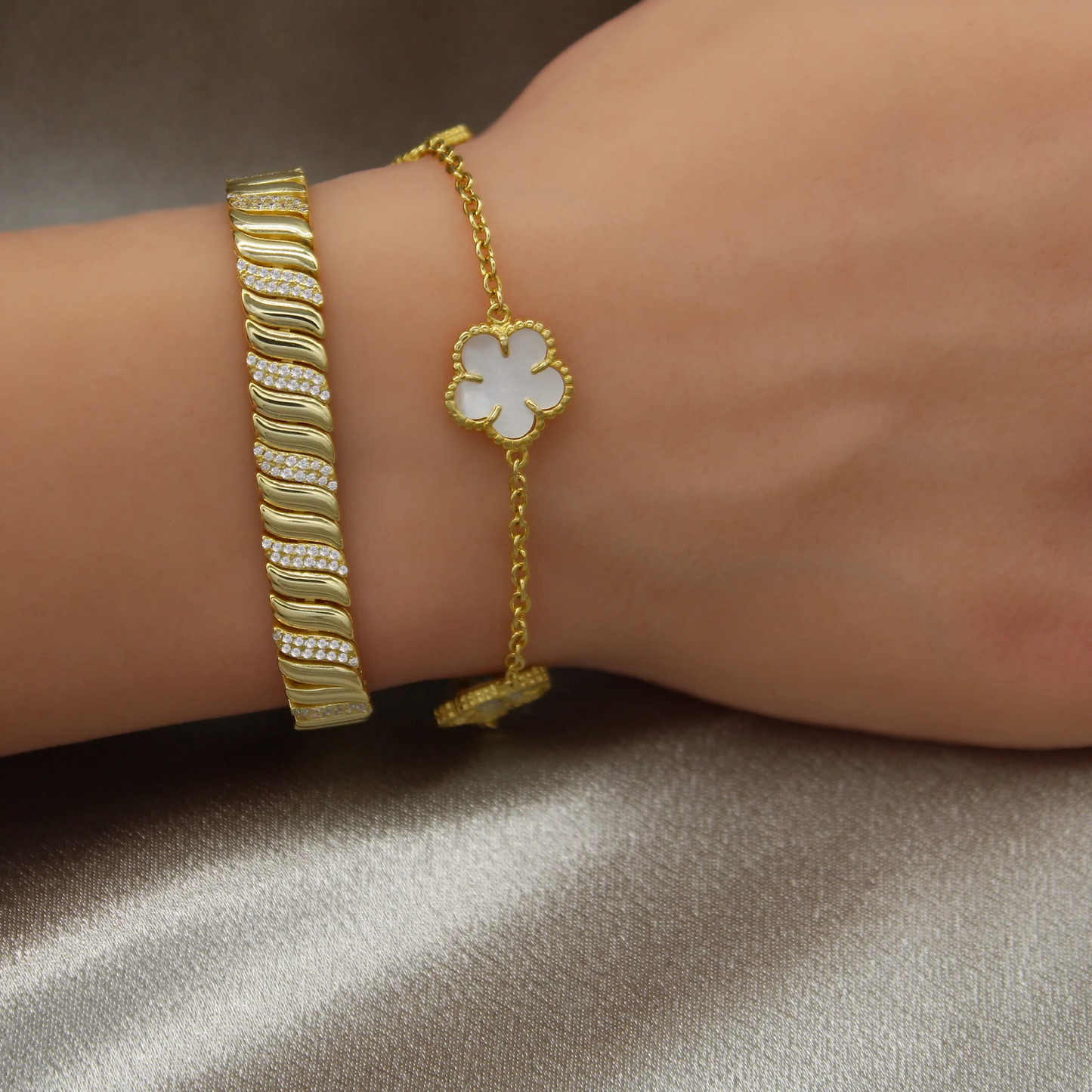 Pearl Blossom Bracelet