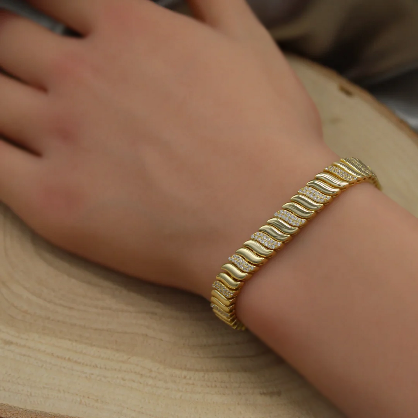 Golden Waves Bracelet