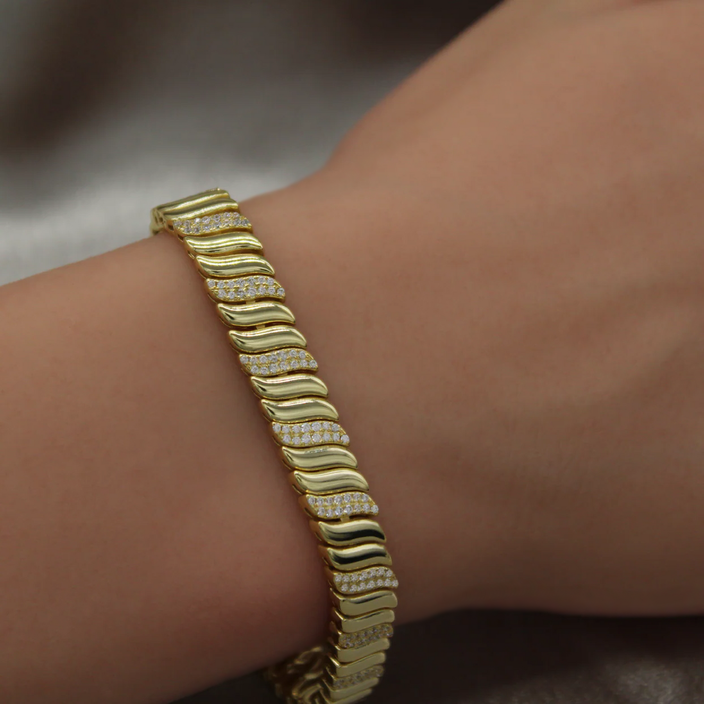 Golden Waves Bracelet