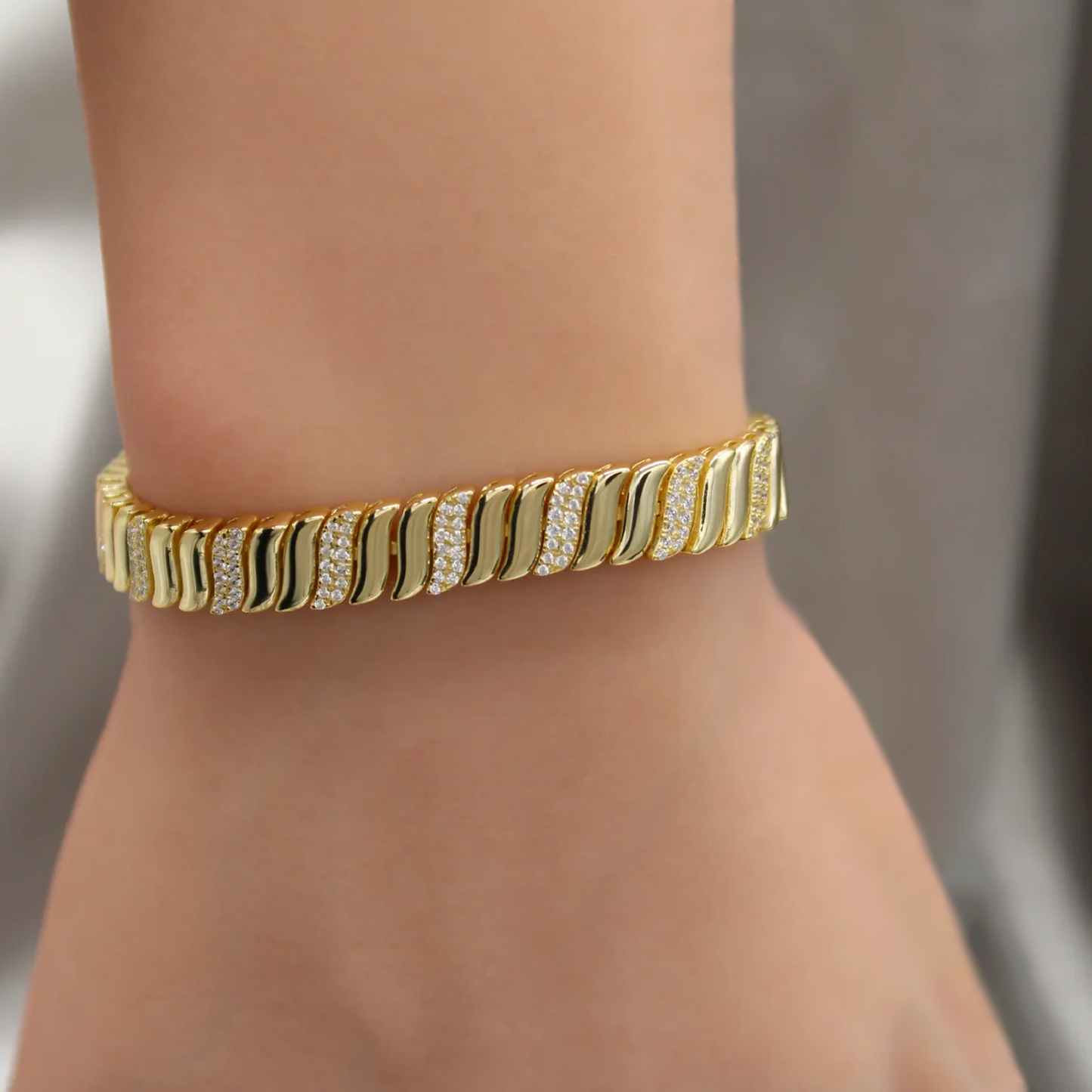 Golden Waves Bracelet